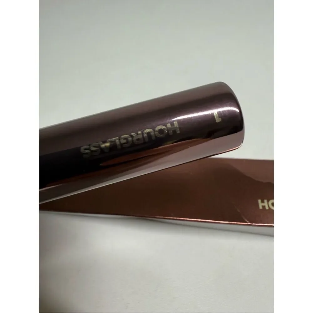 Hourglass Nº 1 POWDER BRUSH See description